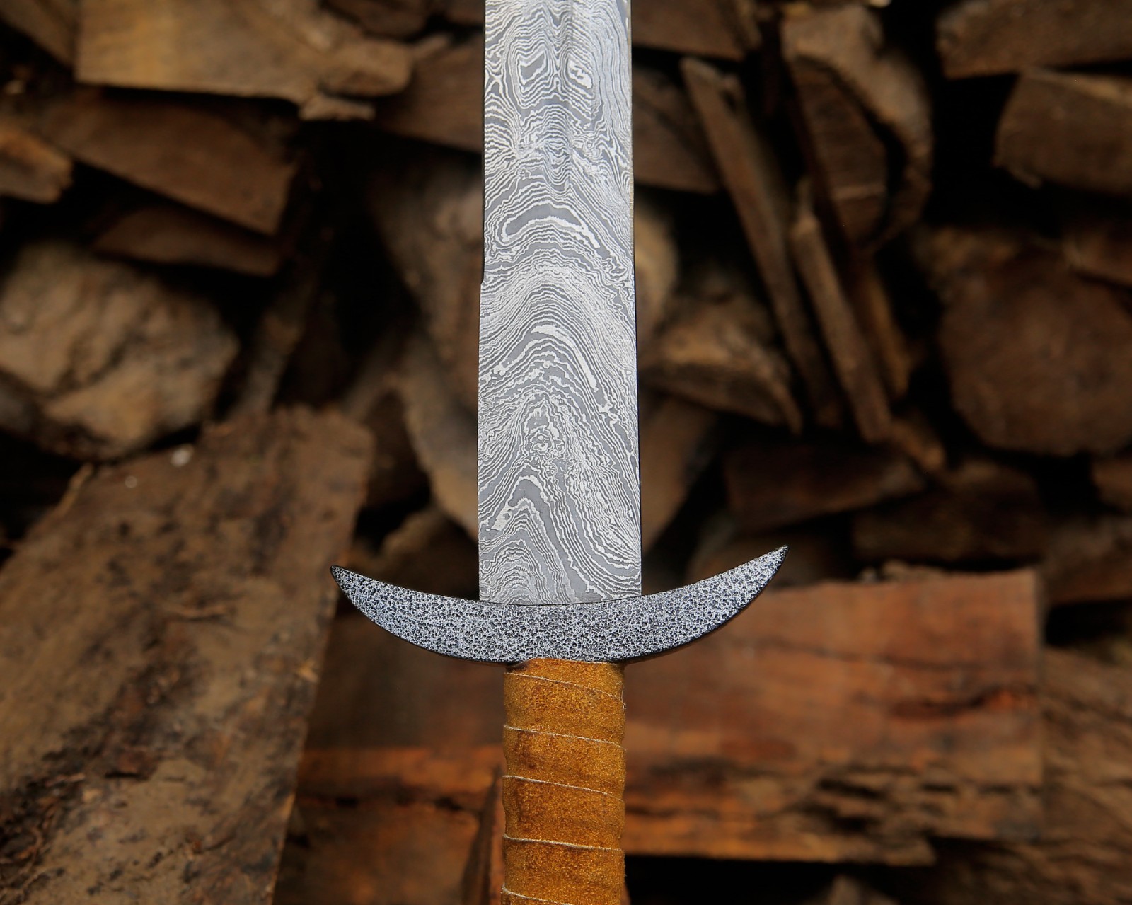 Hand Forged Damascus Steel Viking Sword w/ Leather Pouch Medieval Long Swords
