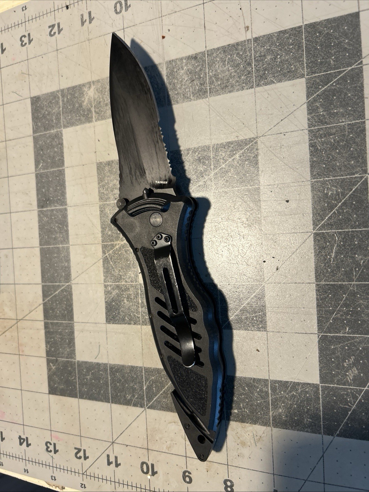 BLACKHAWK CQD Mark 1 Type E Manual First Responder Folding Knife
