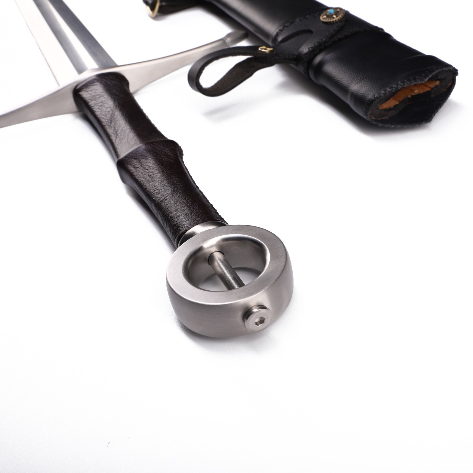 Black Western Sword Manganese Steel Blade,Real Metal Sword Supplied with Belt.