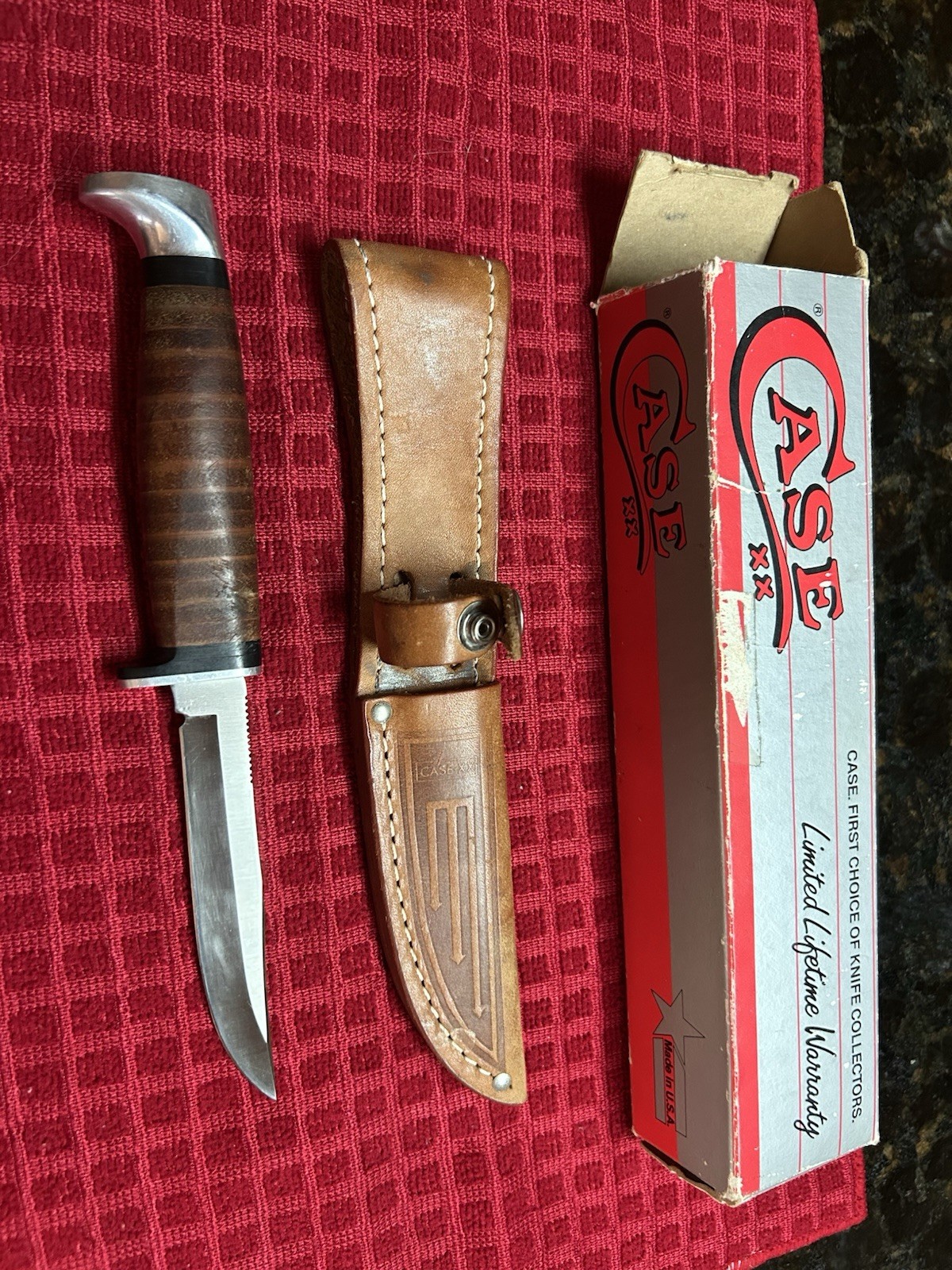 Case XX, 3 FINN SS, 1992, Fixed Blade Knife, With Leather Sheath, Original Box