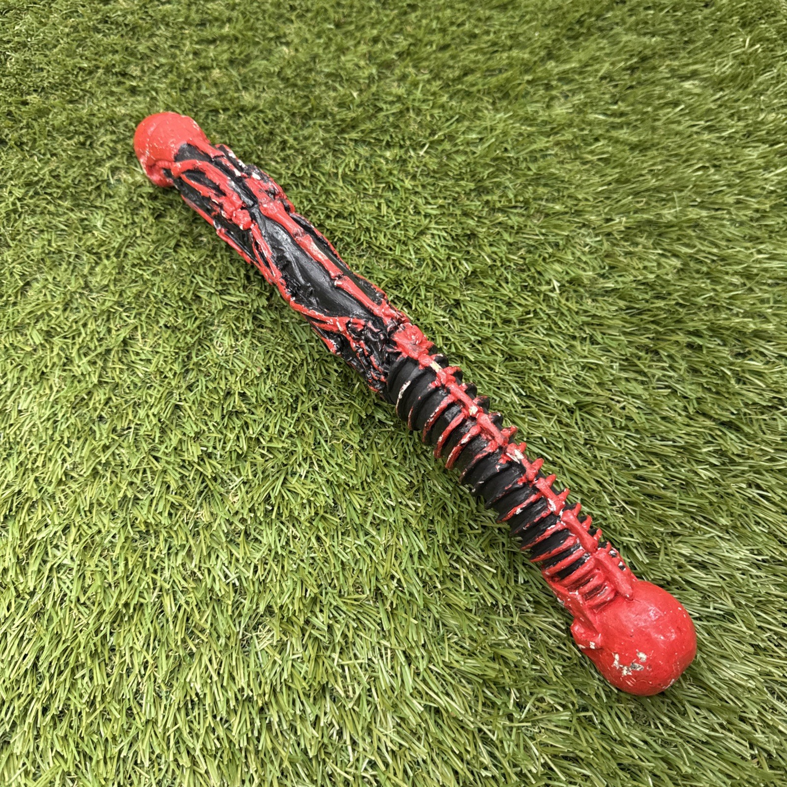 Fighter Plus China Fantasy Fixed Blade Knife 14 3/4 Skull Spine Sheath Red Black