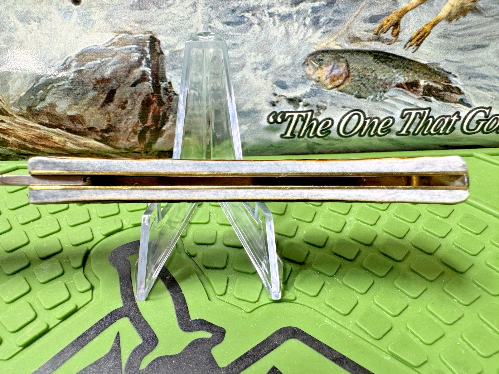 2025 Case Tin Roof Sod Buster Jr. Burnt Gray Bone Rogers Corn Cob Jig 6137 – New