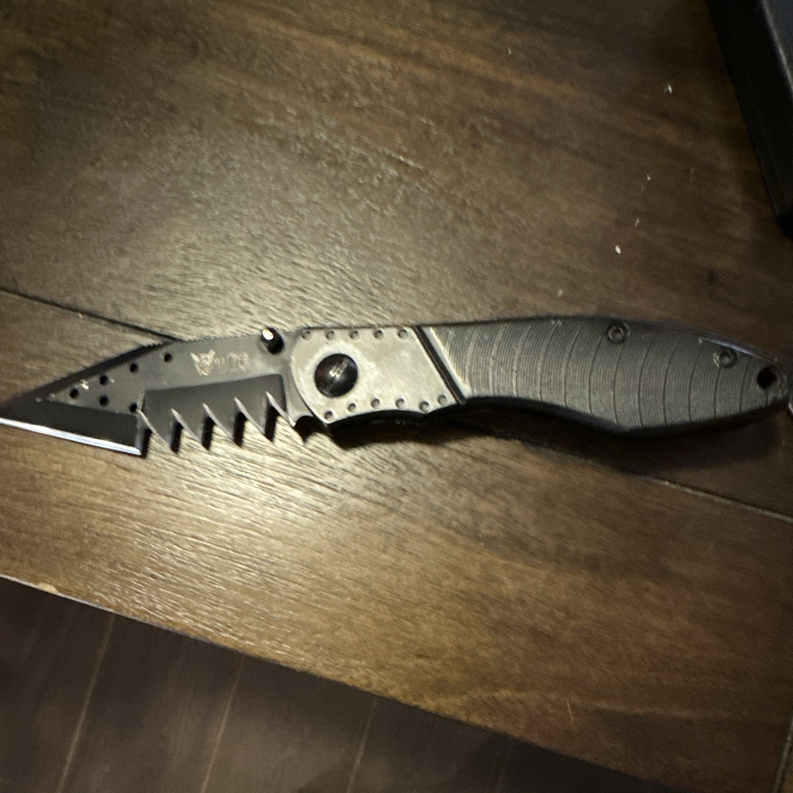 Master Knives Tanto Pocketknife Combo Edge Stainless Liner Lock 2.76-4in Black