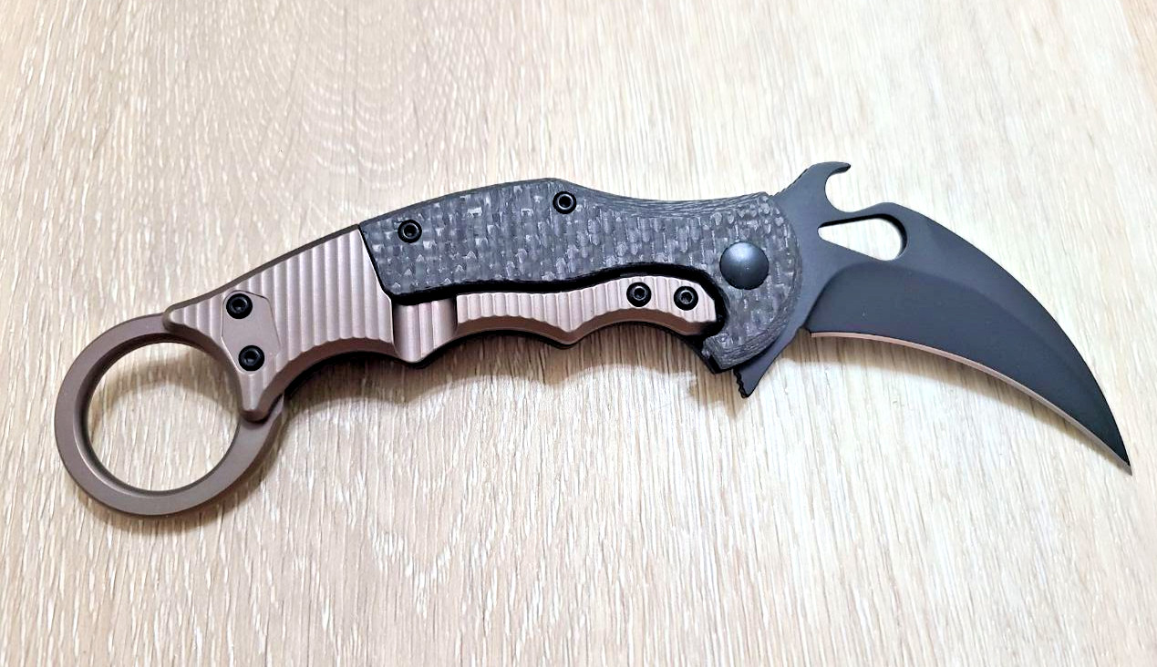 Fox Knives FX-599TICS Carbon Fiber/Titanium Black Made In Italy Karambit