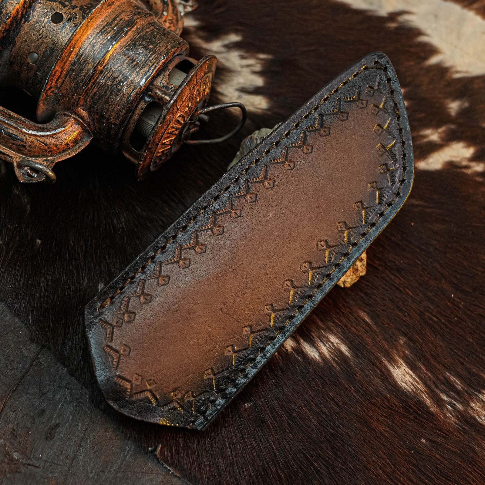 9.2″ Tanto EDC Knife Damascus Fixed Blade Wood Handle Full Tang + Sheath