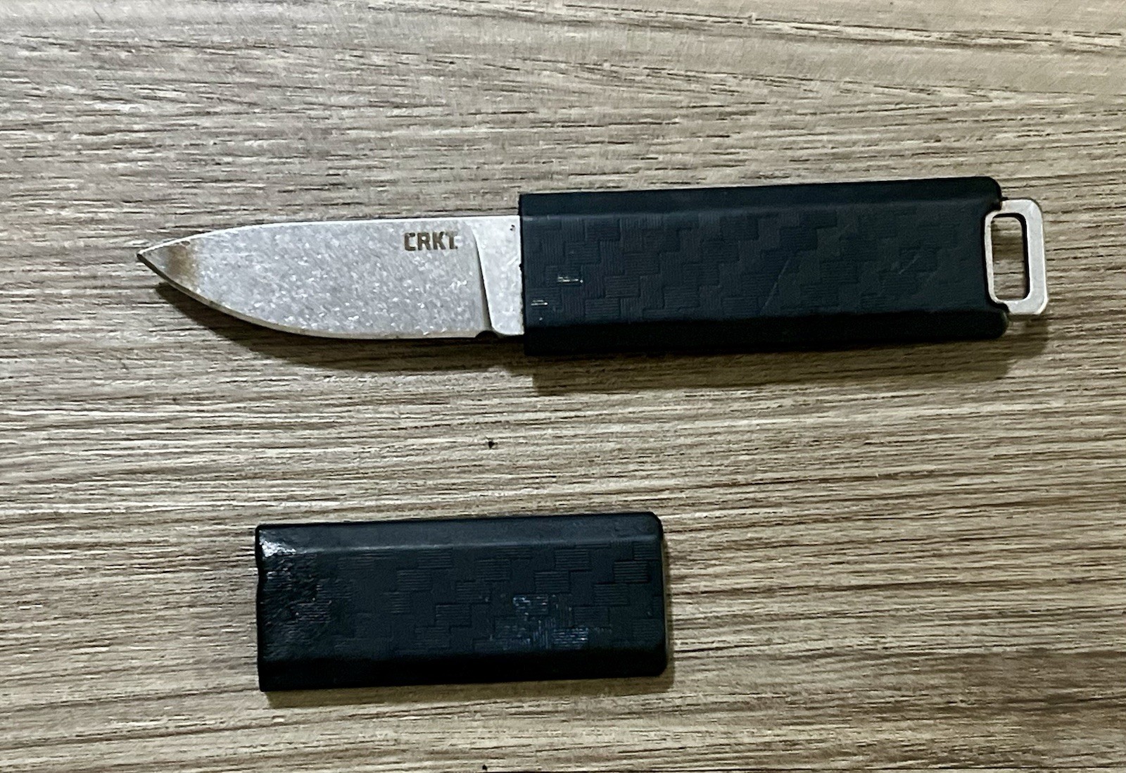 CRKT Scribe EDC Small Pocket Fixed Blade Knife 2425 Schwarz Design Light Damage