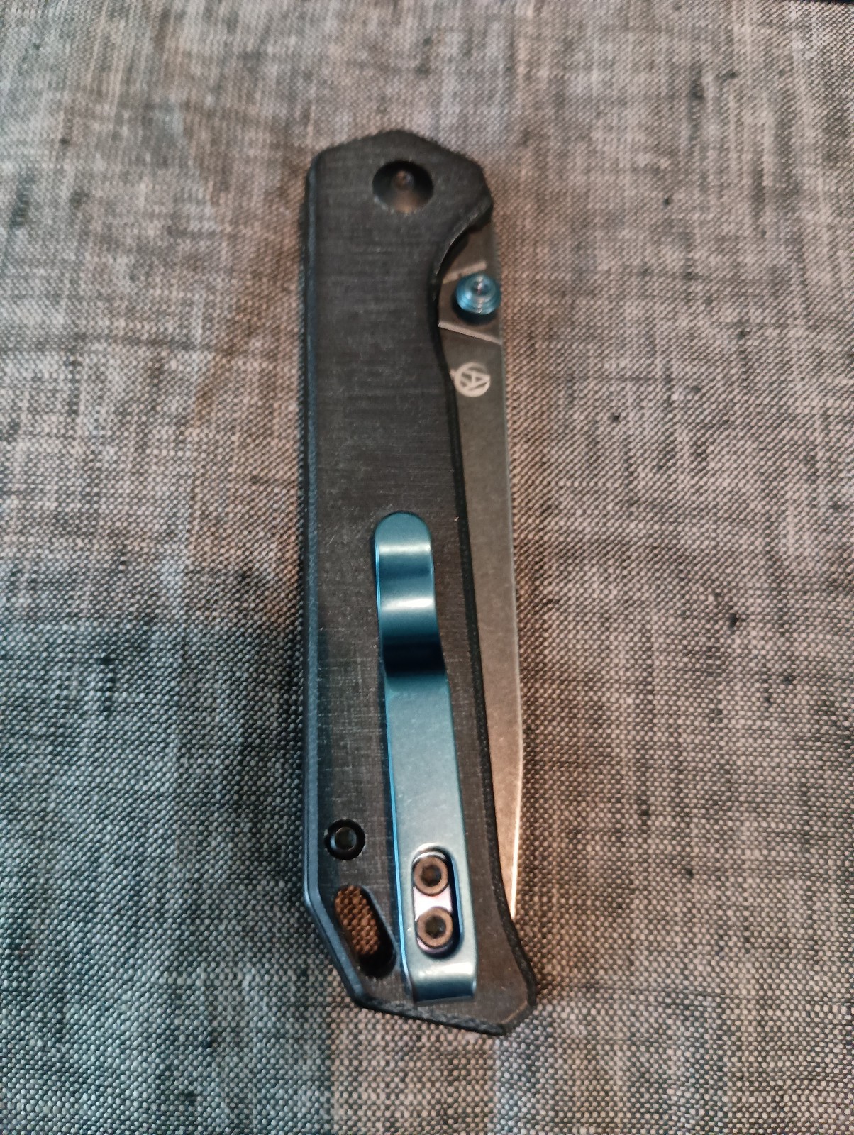 Kizer Begleiter 2 Black N690