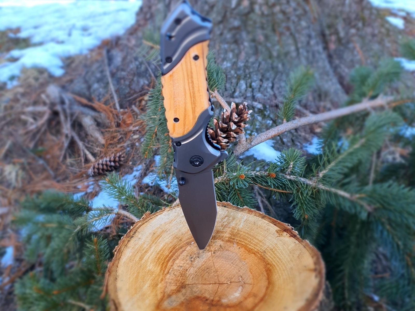 Handcrafted Wood Handle Folding Pocket Knife (3 Variations)