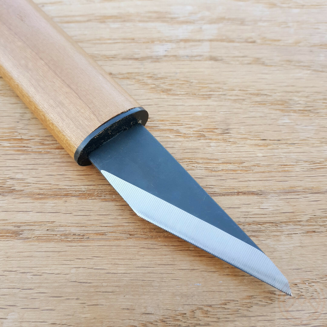Kanetsune Kiridashi Fixed Knife 2.75″ SK5 Carbon Steel Blade Cherry Wood Handle
