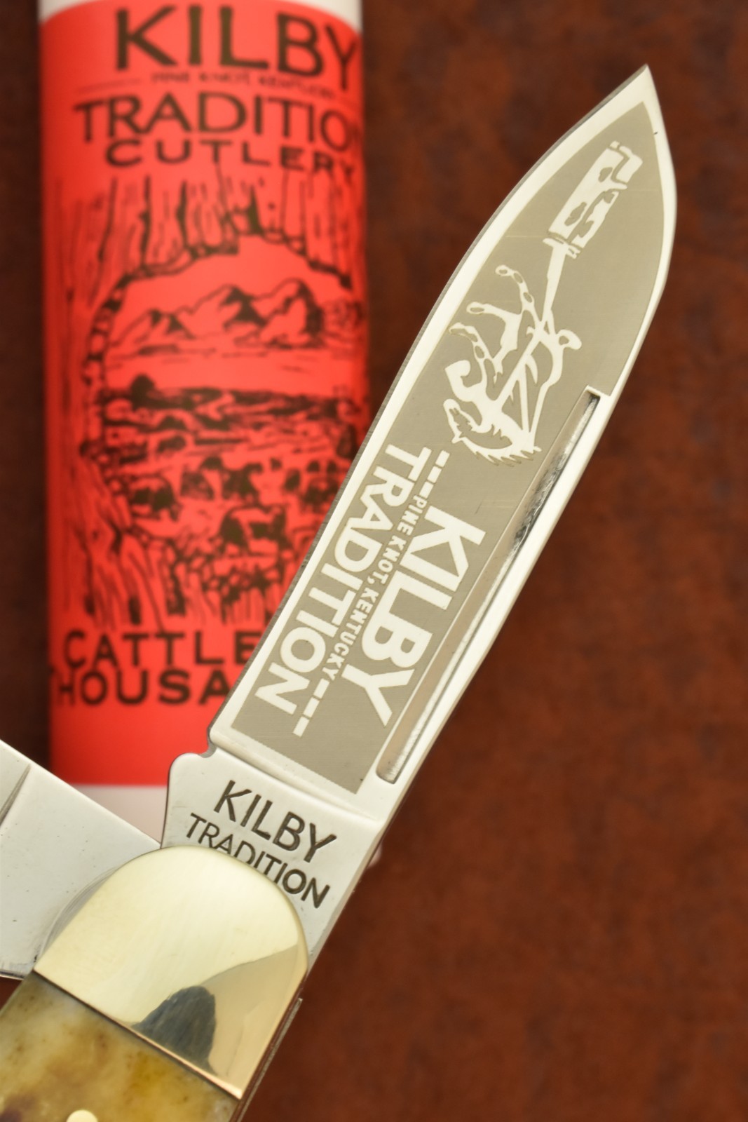 KILBY TRADITION PINE KNOT KY ANTIQUE BONE CATTLE OF A THOUSAND HILLS STOCK KNIFE