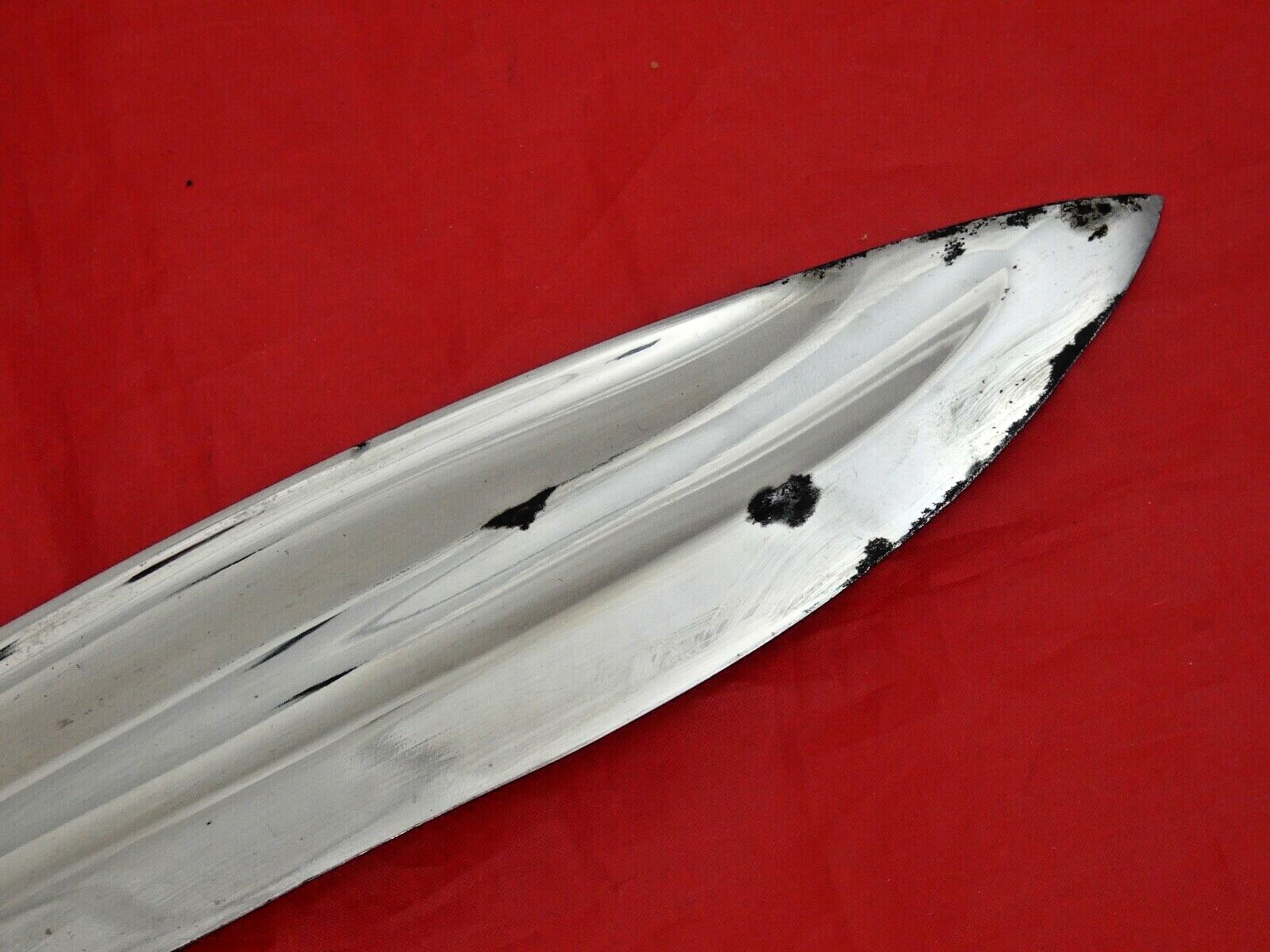 EXCEPTIONAL QUALITY ANTIQUE SILVER MOUNTED KUKRI DAGGER NEPAL INDIA Gurgha Sword