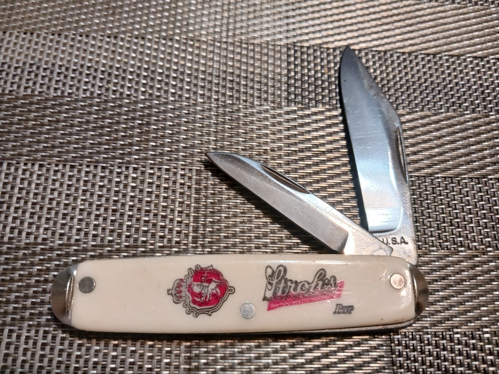 VINTAGE USA BRANDED ADVERTISING STROH’S BEER 2 BLADE EQUAL END JACK KNIFE
