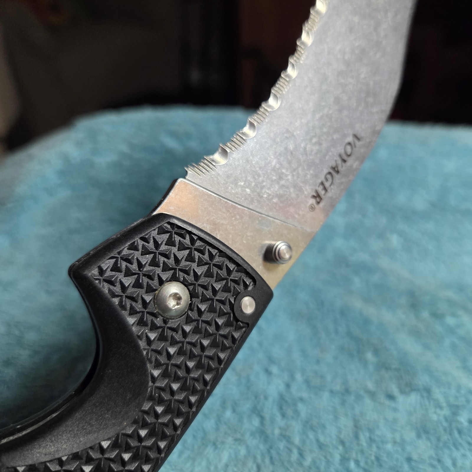 Cold Steel XL Voyager Folding Knife 5.5″ AUS-10A Steel Blade Griv-Ex Handle