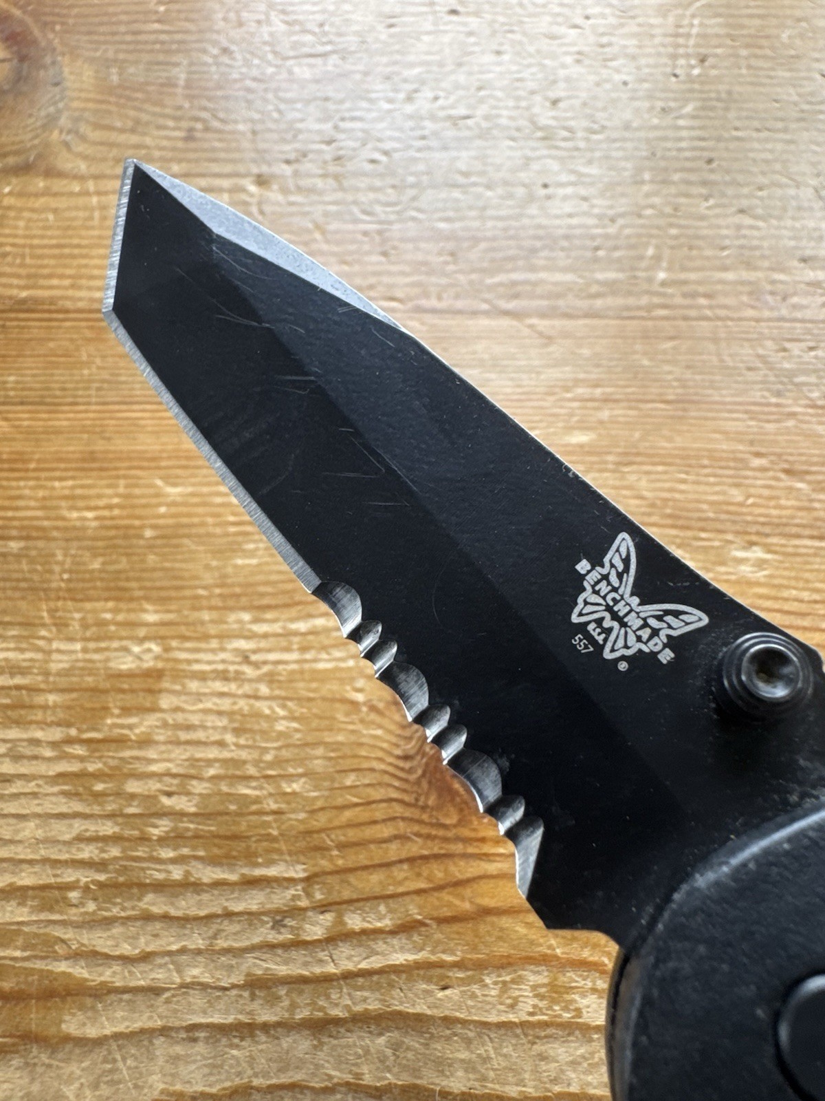 Benchmade Mini Griptilian 557 Tanto Combo Edge Black