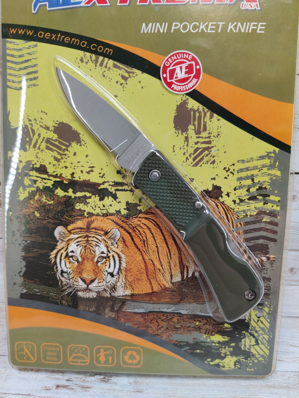 Mini 420 Stainless Steel Folding Pocket Knife, Back Lock Pocket Clip