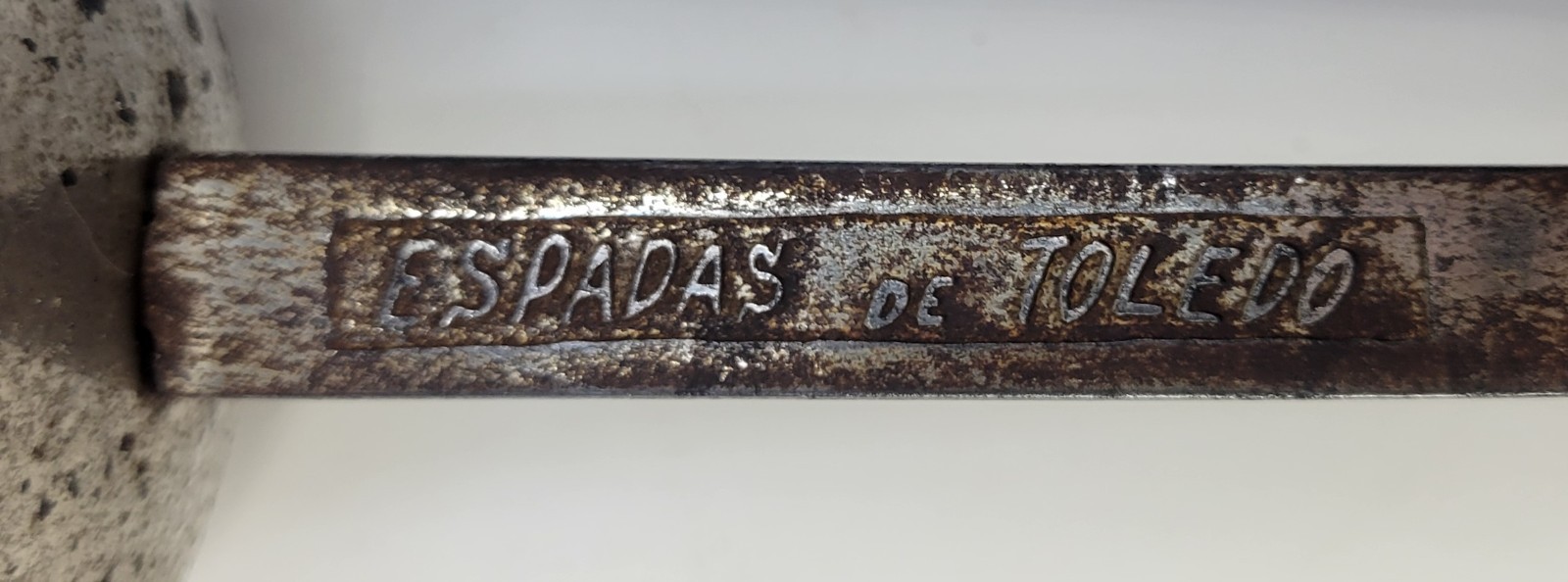 Pair Vintage 1950s Decorative Spanish Toledo 43” Fencing Sword Foil Rapier