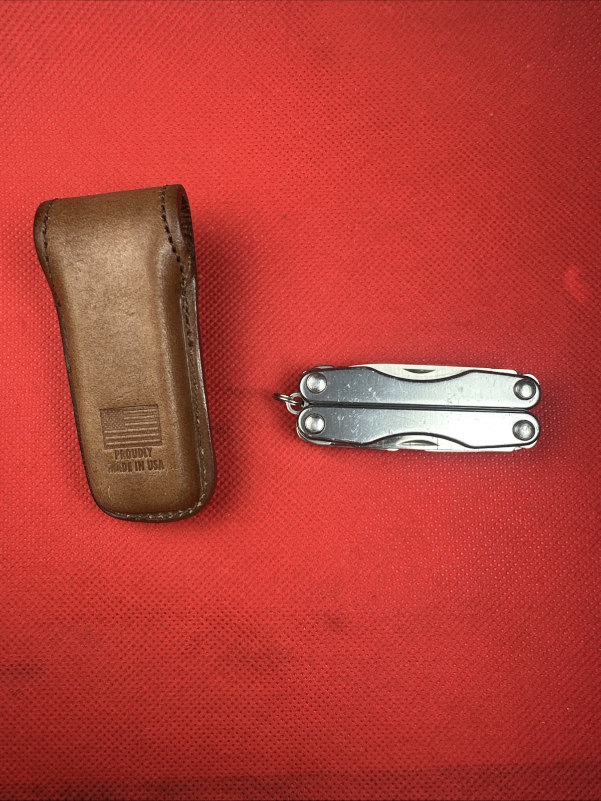 Retired GRAY Leatherman Squirt S4 Multi-Tool + New Heritage Pouch, great EDC!