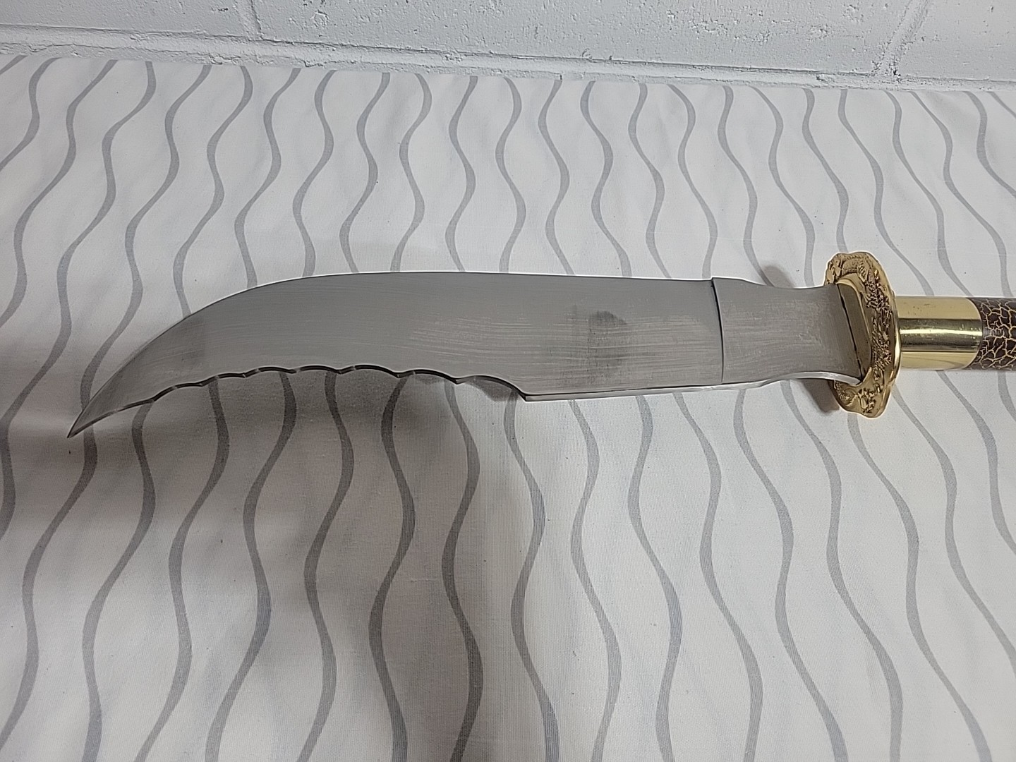 Vintage 37.5″ Chinese Dao Short Broadsword Taiwan – Bamboo Engraved Blade Wushu