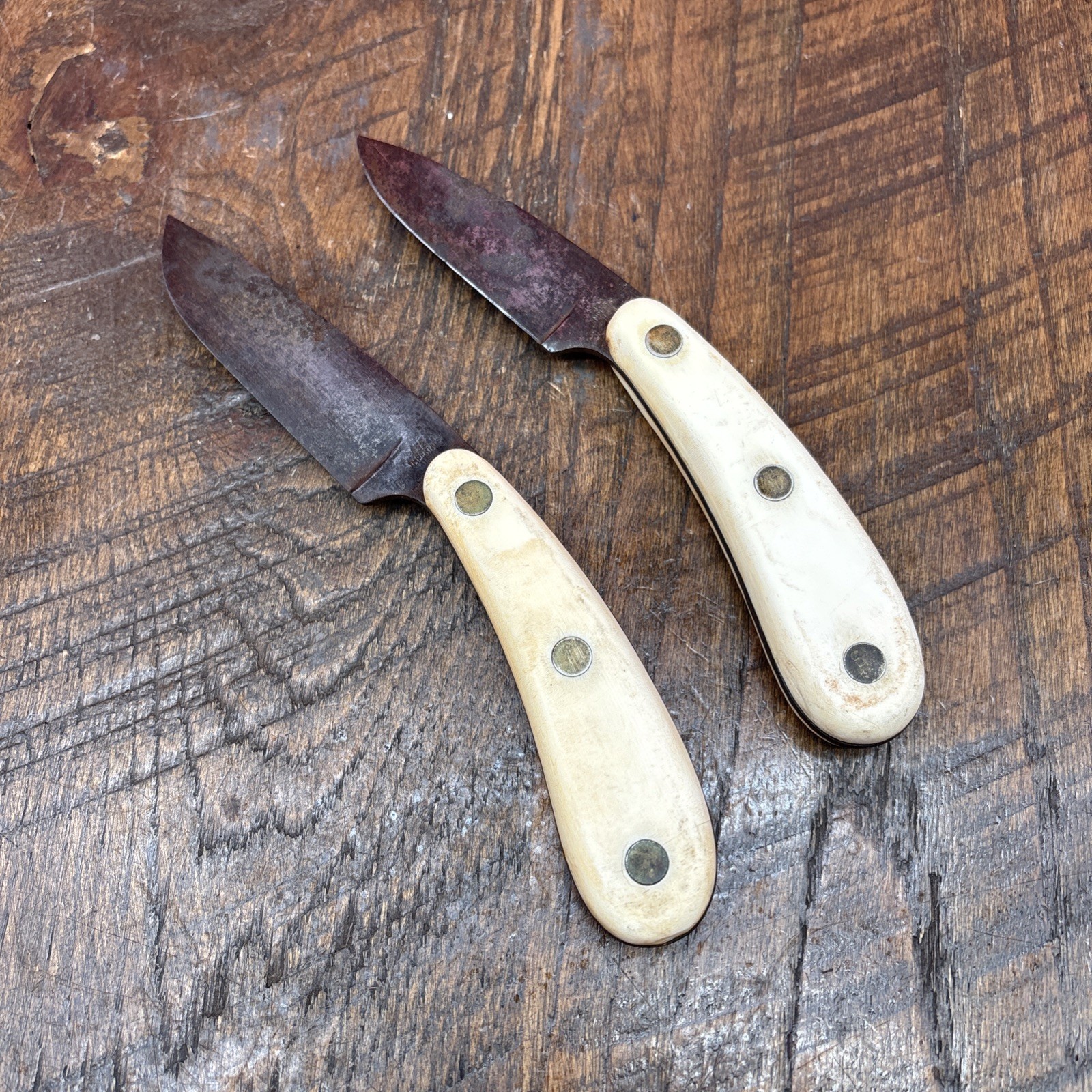 Vintage Imperial 432/422 hunting Caping Knife Frontier Made In USA Set Of 2