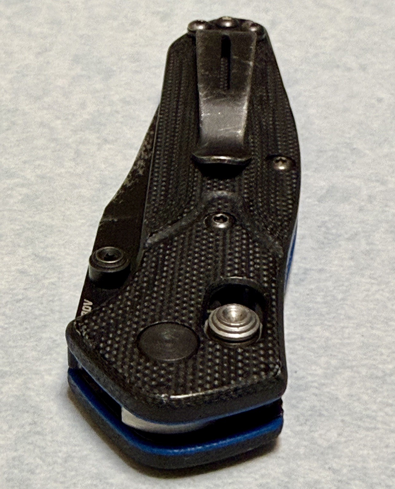 Benchmade 945BK-1 Mini Osborne Axis Reverse Tanto S30V Black/Blue G10