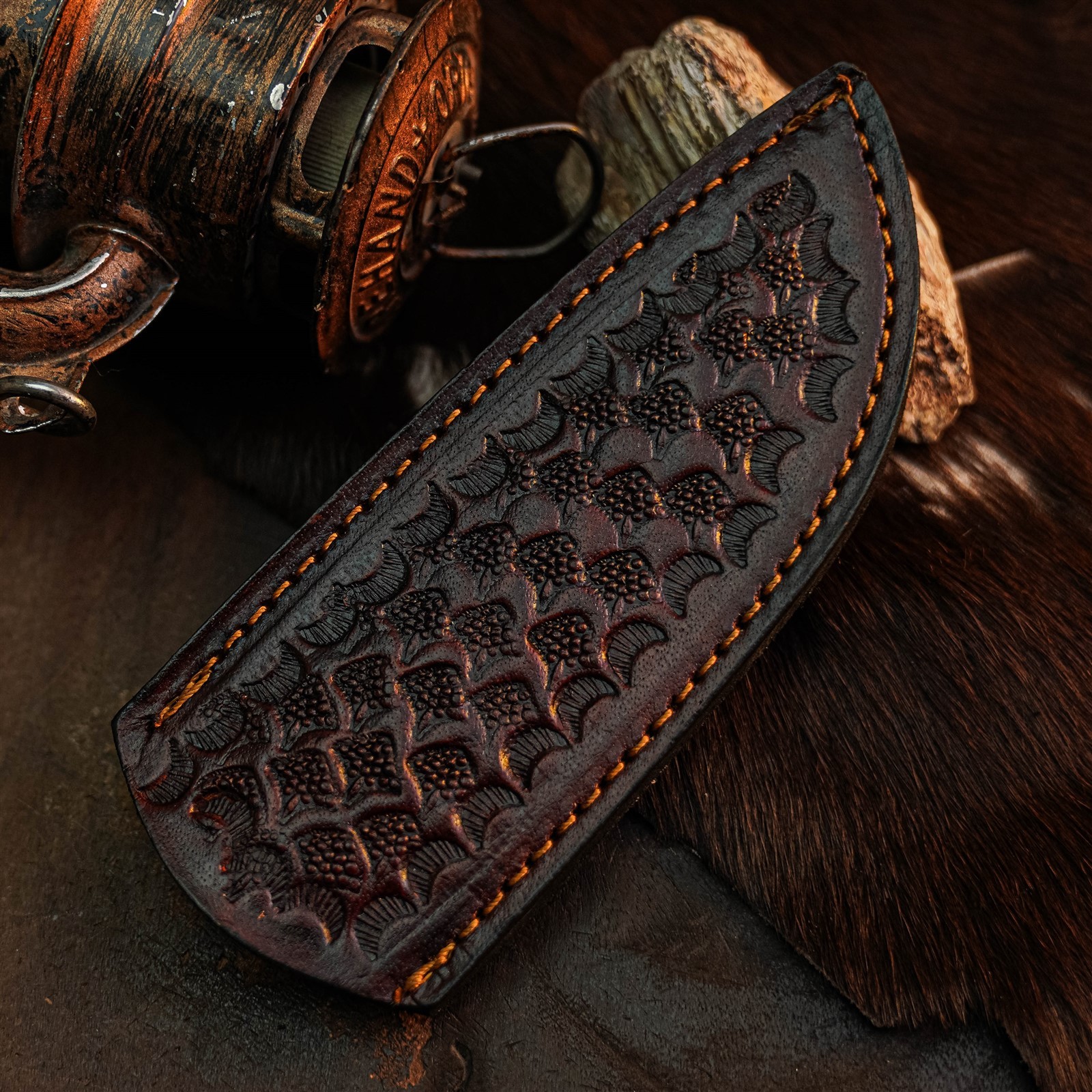 8.8″ Bushcraft Camping Damascus Knife Handmade Full Tang Wood Handle +Sheath