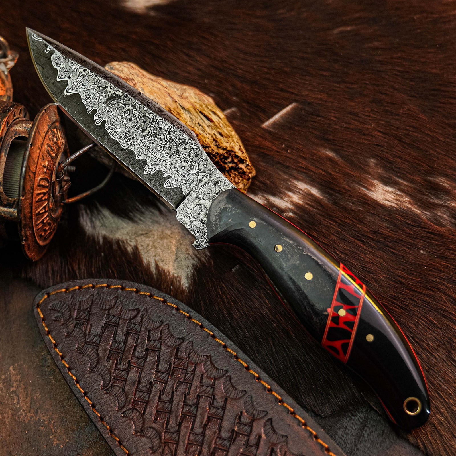 8.9″ Camping Bushcraft Damascus Knife Handmade Full Tang Horn Handle +Sheath