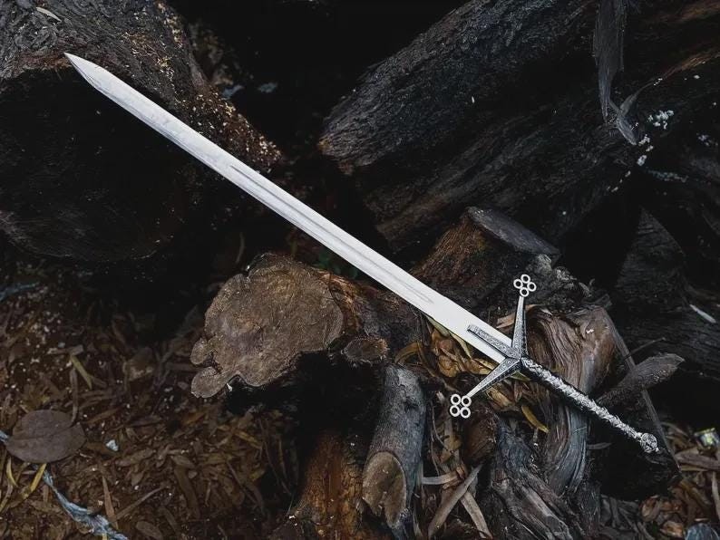 Custom Handmade Damascus Steel Blade Survival Viking Sword Hunting Sword Camping
