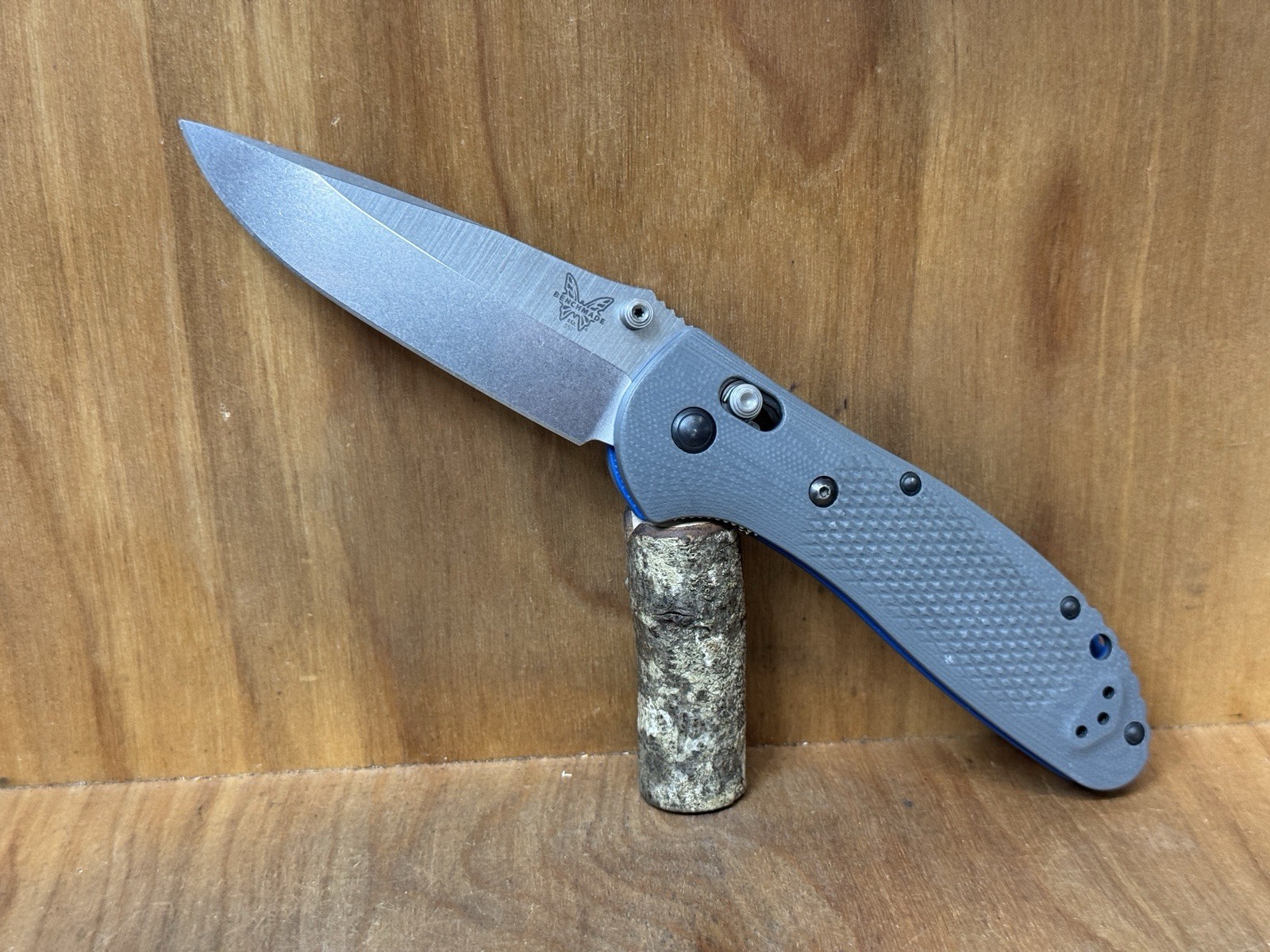 RARE Benchmade 551-1 Griptilian 20CV Plain Blade G10 Gray/Blue USA EXCELLENT!