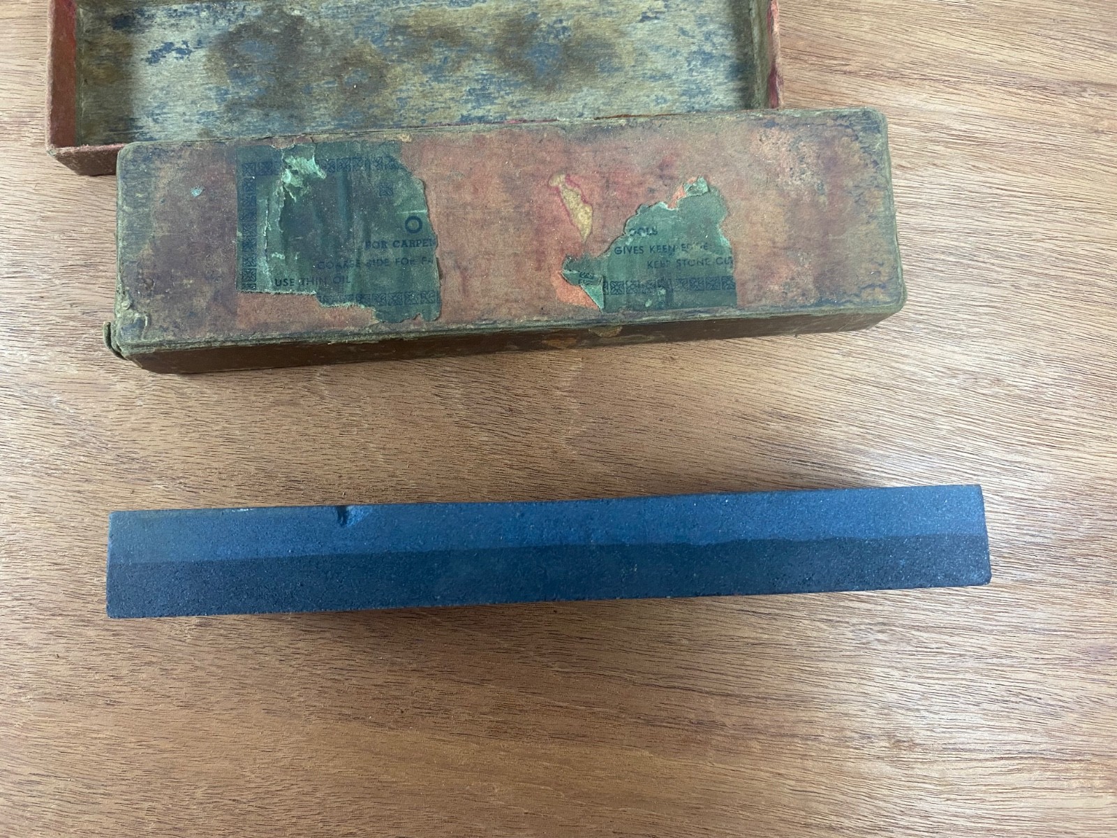Lot of 3 Sharpening Stones Oilstones Fine India Combination Old Tools