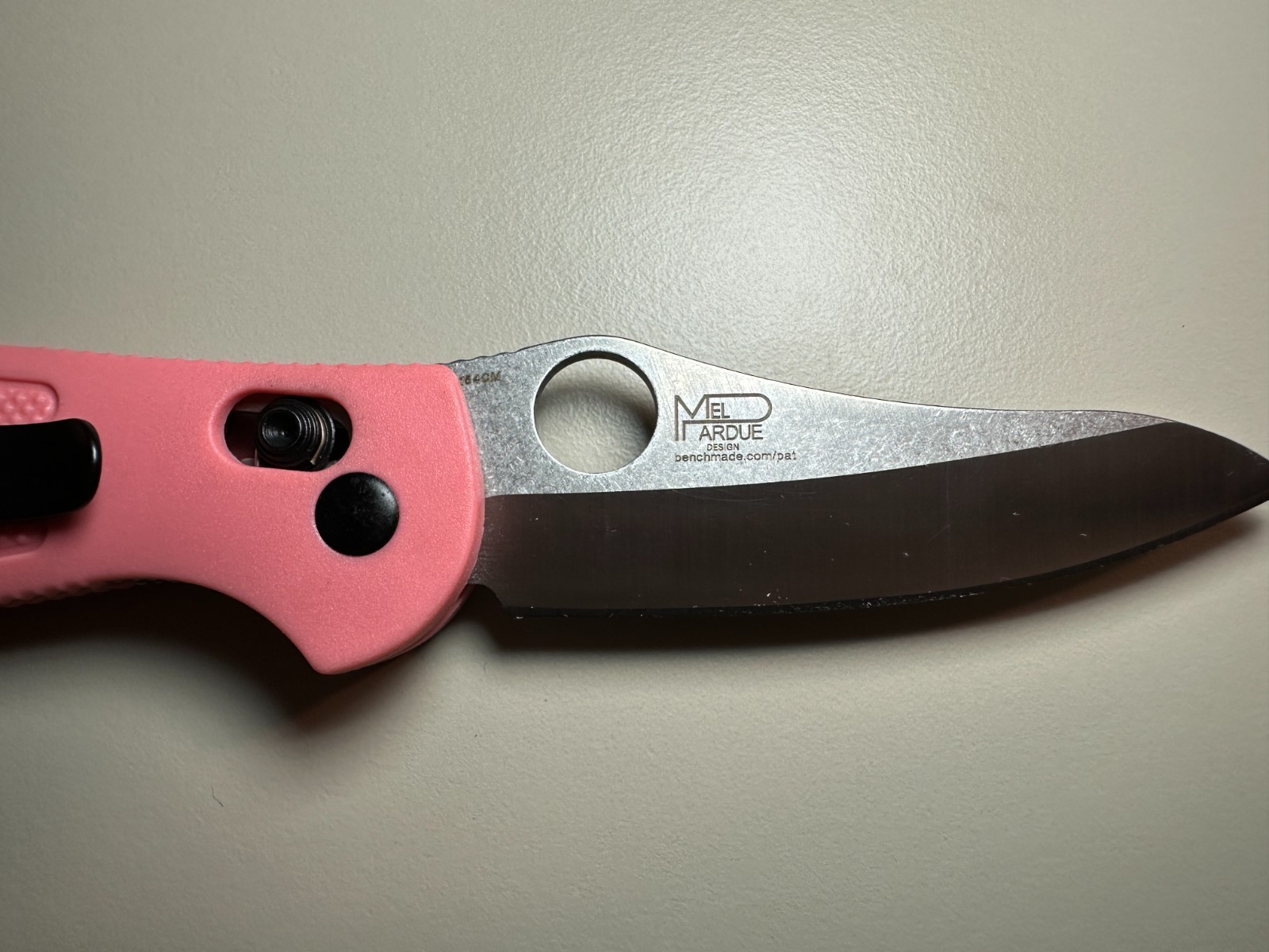 Benchmade 555 Mini Griptilian Pink Nylon Grivory Stainless Folding Knives