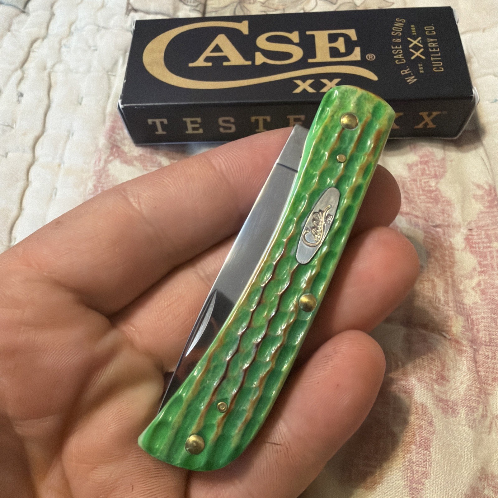 Case XX 2024 Lizardskin Sod Buster Jr Burnt Bright Green 22848 SFO