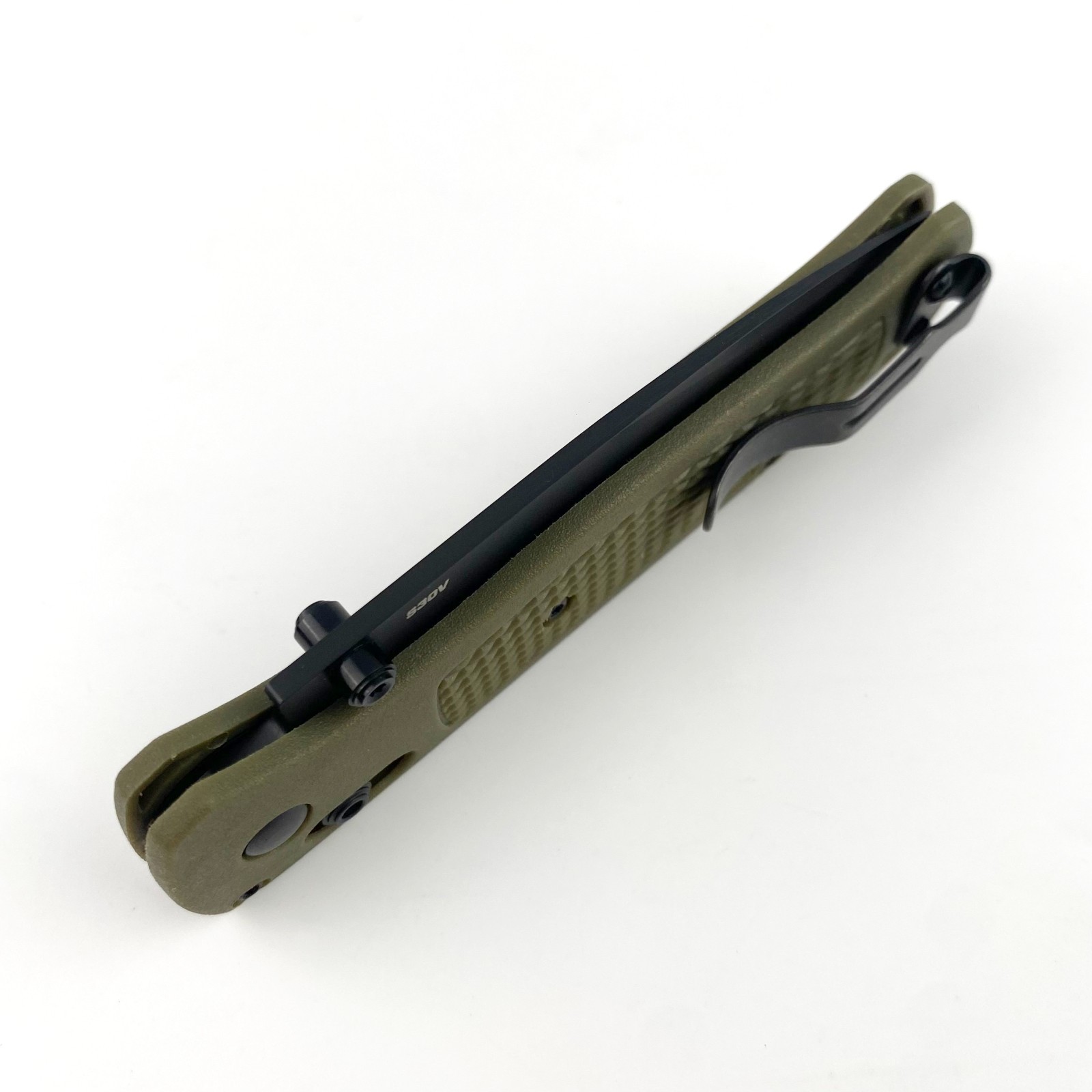 Benchmade 535 Bugout Green CF-Elite Handle CPM-S30V Blade Folding Knife