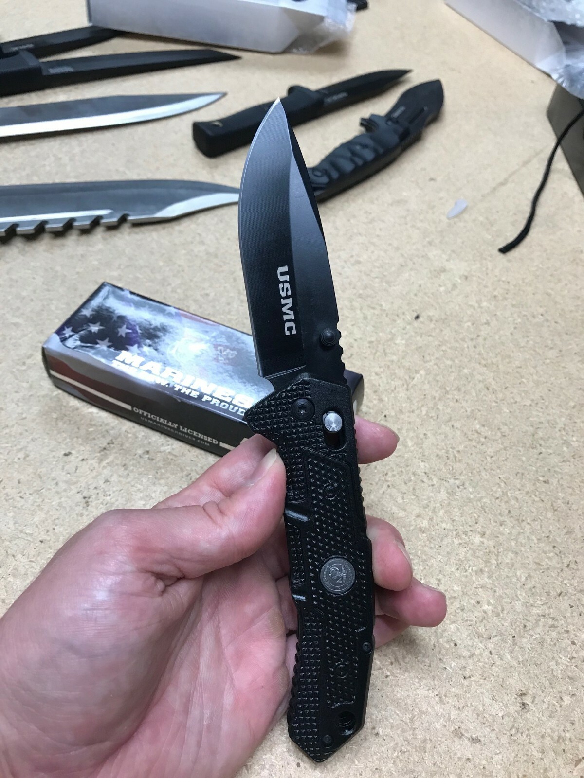 USMC MANUAL FOLDING KNIFE 8.75″ OAL M-1064BK INCLUDES STAMPLED POCKET CLIP