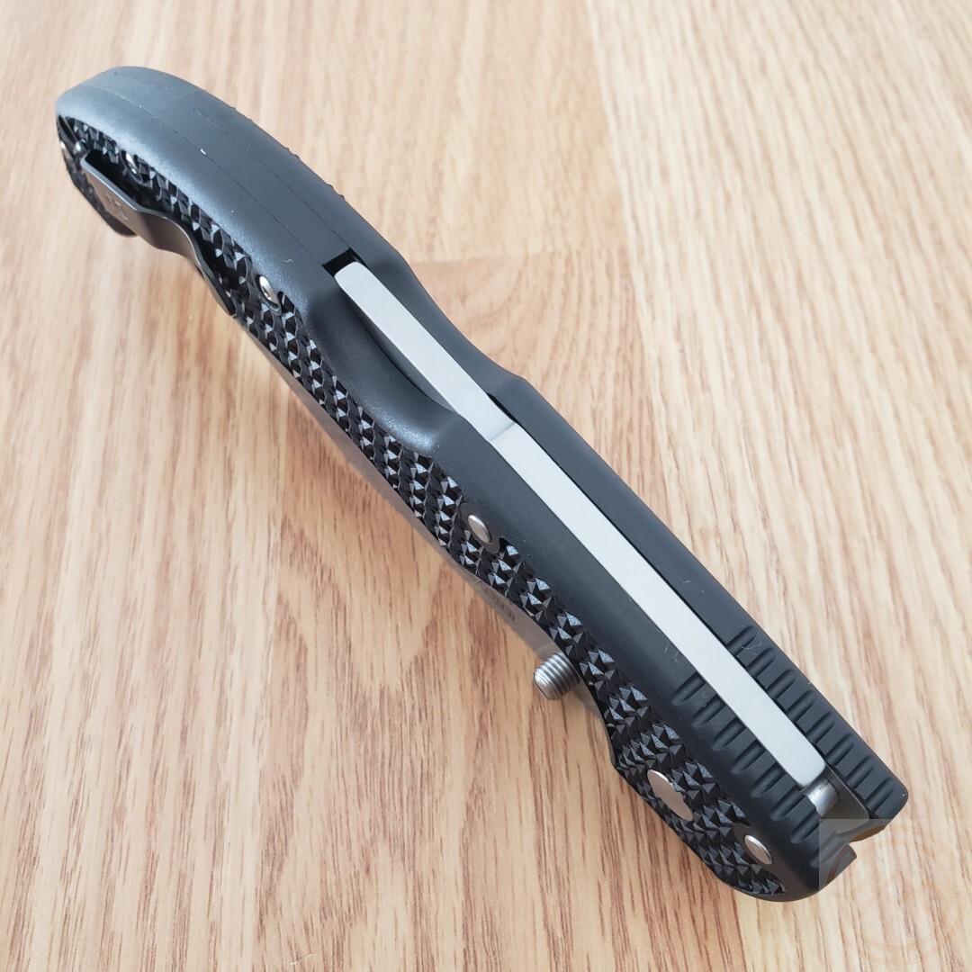 Cold Steel Voyager XL Lock Folding Knife 5.5″ AUS-10A Steel Blade Griv-Ex Handle