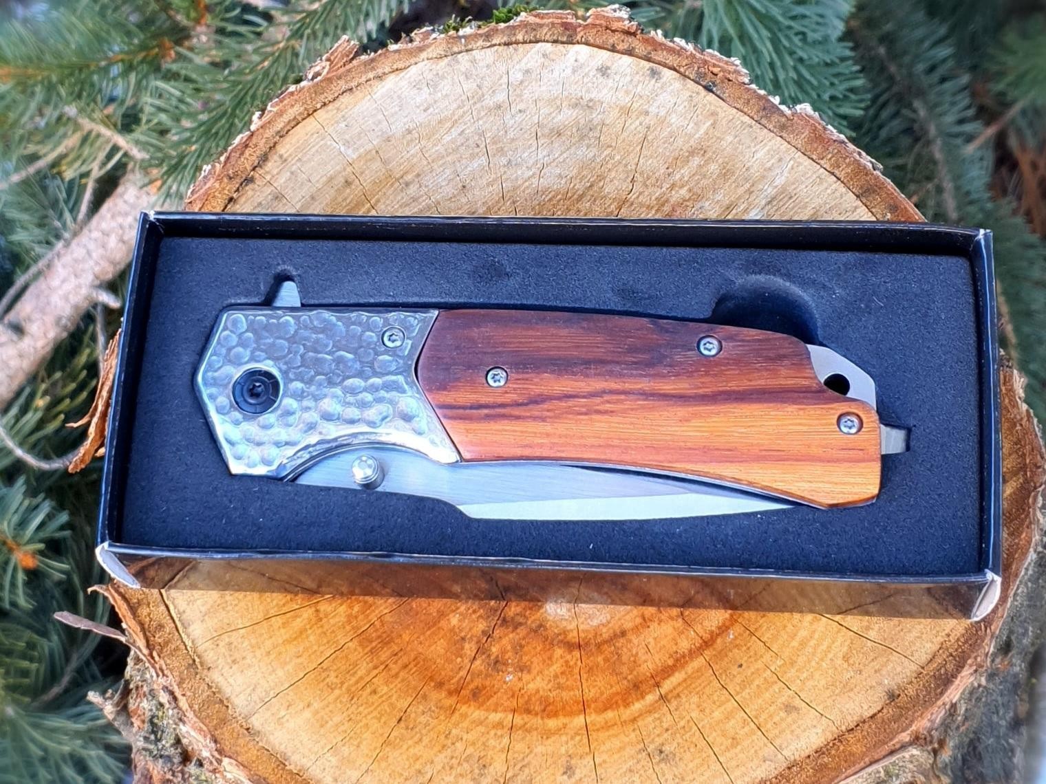 Handcrafted Wood Handle Folding Pocket Knife (3 Variations)