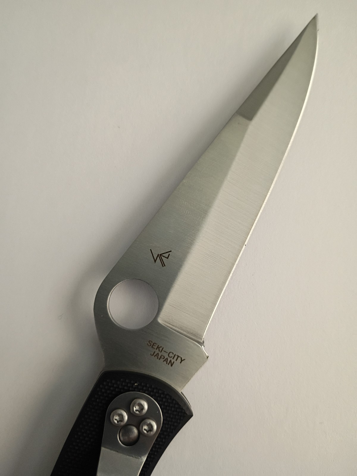 Spyderco Police Pocketknife VG-10 Blade G10 Handle Plain Edge Lockback Clip
