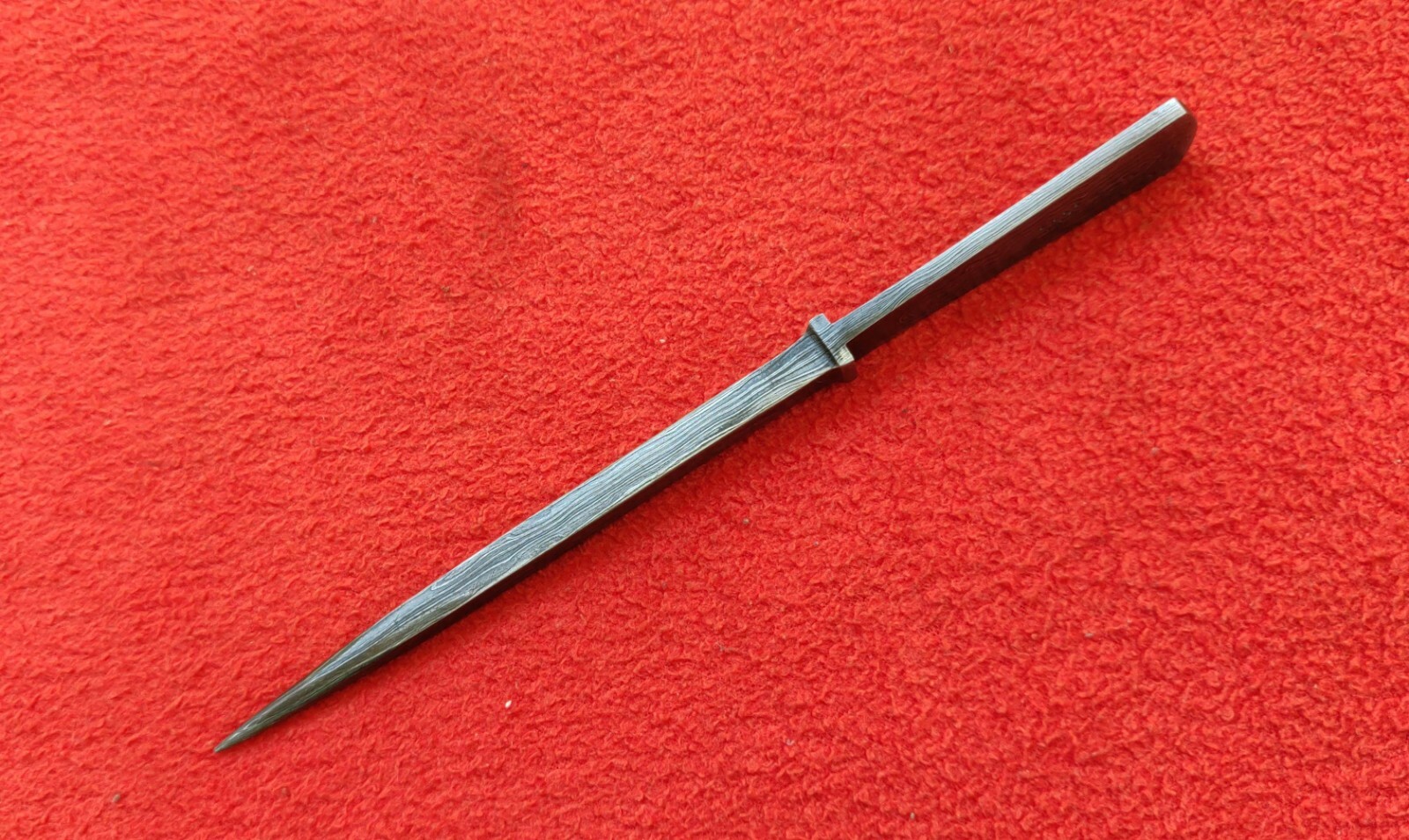Handmade Damascus Steel Hunting Throwing Spikes