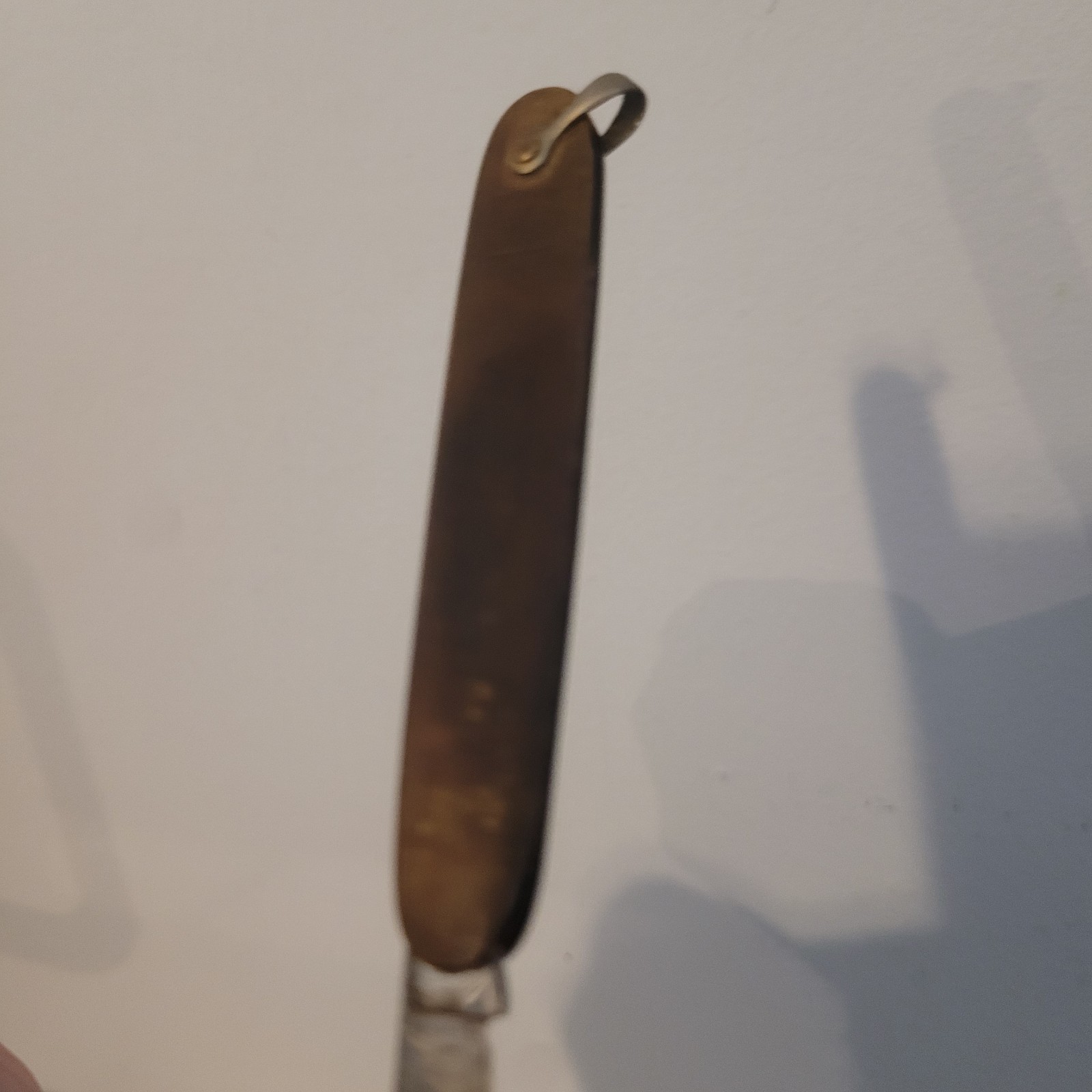 Vintage Thin Pocket Knife Made In USA Single Blade Money Clip On Back