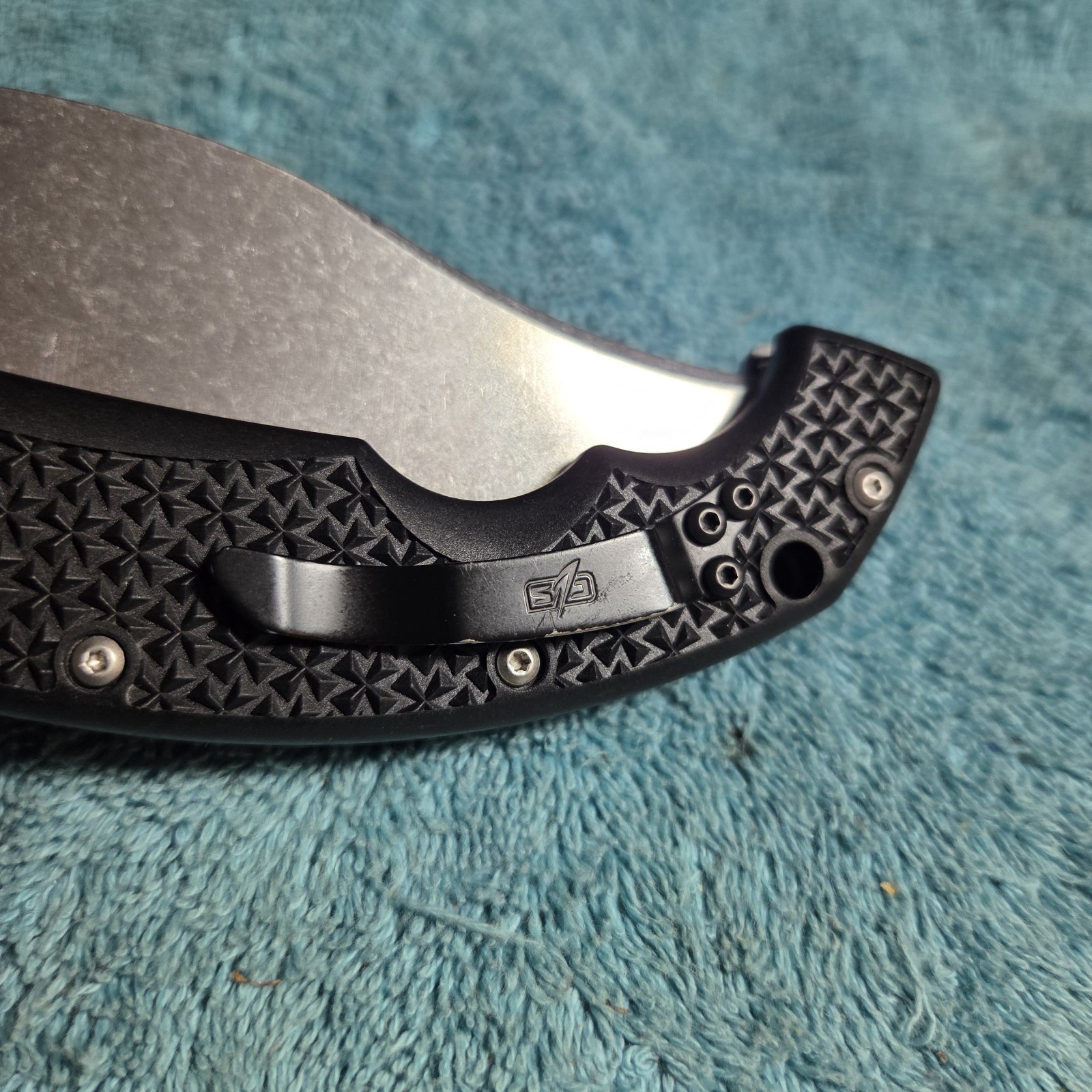 Cold Steel XL Voyager Folding Knife 5.5″ AUS-10A Steel Blade Griv-Ex Handle