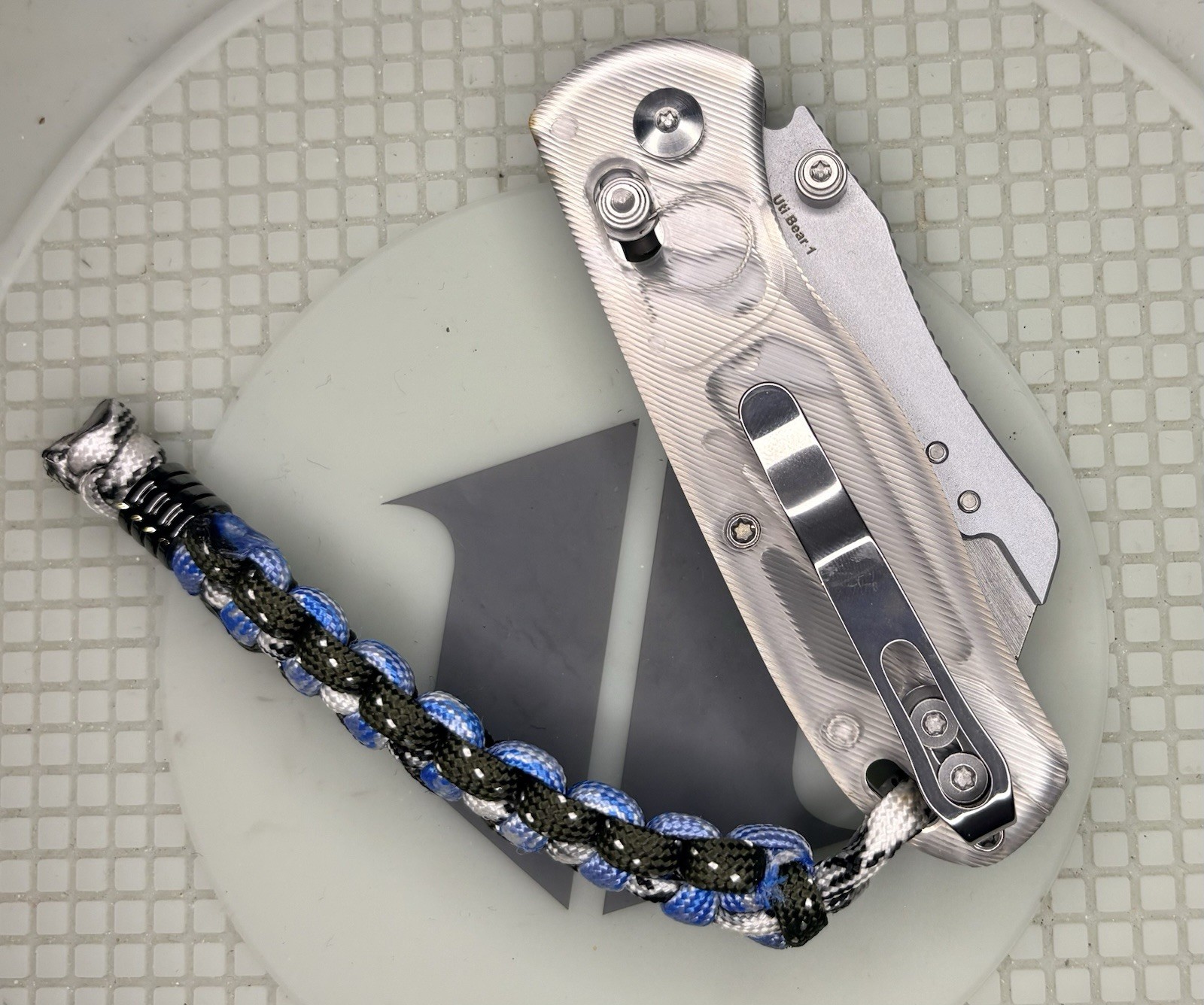 Kizer Cutlery Drop Bear Utility Clutch Lock Folding Pocket Knife 2.75in Blade
