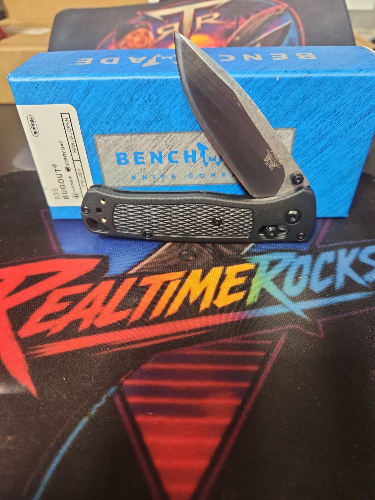 Benchmade 535 Bugout CPM-S30V Gray Blade Black Handle AXIS Folding Knife New