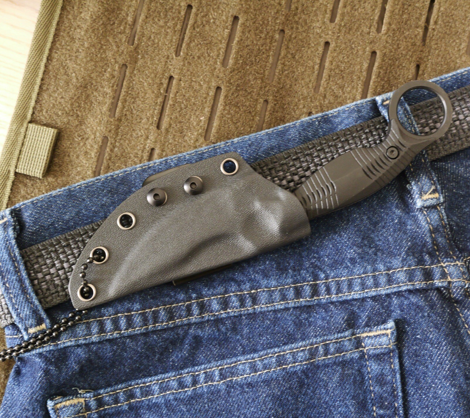 Horizontal Carry Fixed Blade Knife 7.5″ Overall Neck Knife Tactical 8CR13 Steel