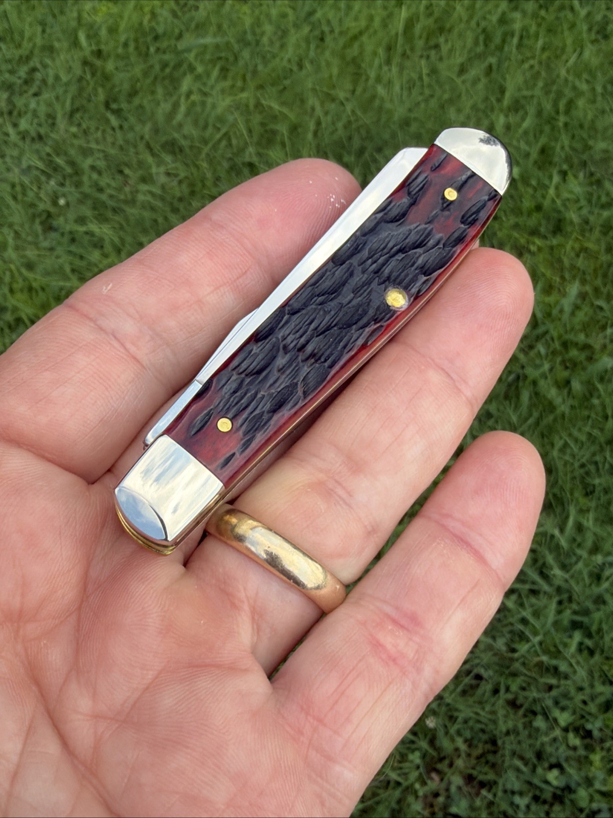 Case XX 2024 Crimson Peach Seed Jig Bone 6207 SS Mini Trapper Knife