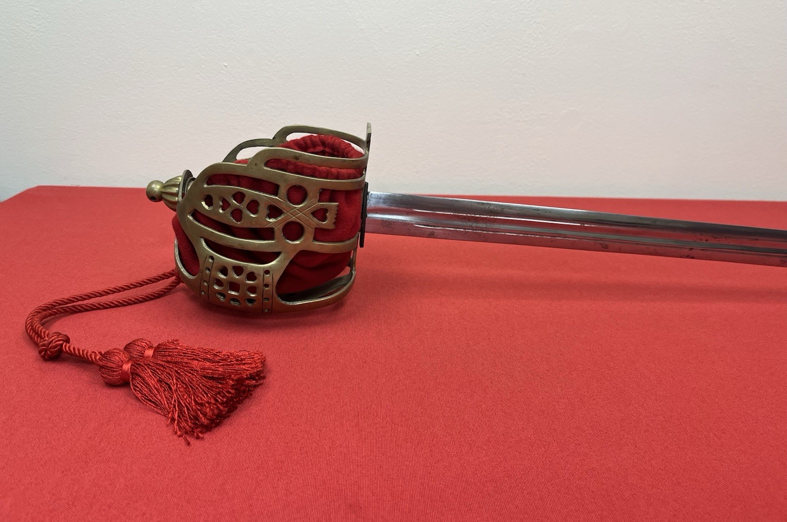 P1828 Scottish Basket-Hilted Claymore Broadsword (High-Grade) Reproduction
