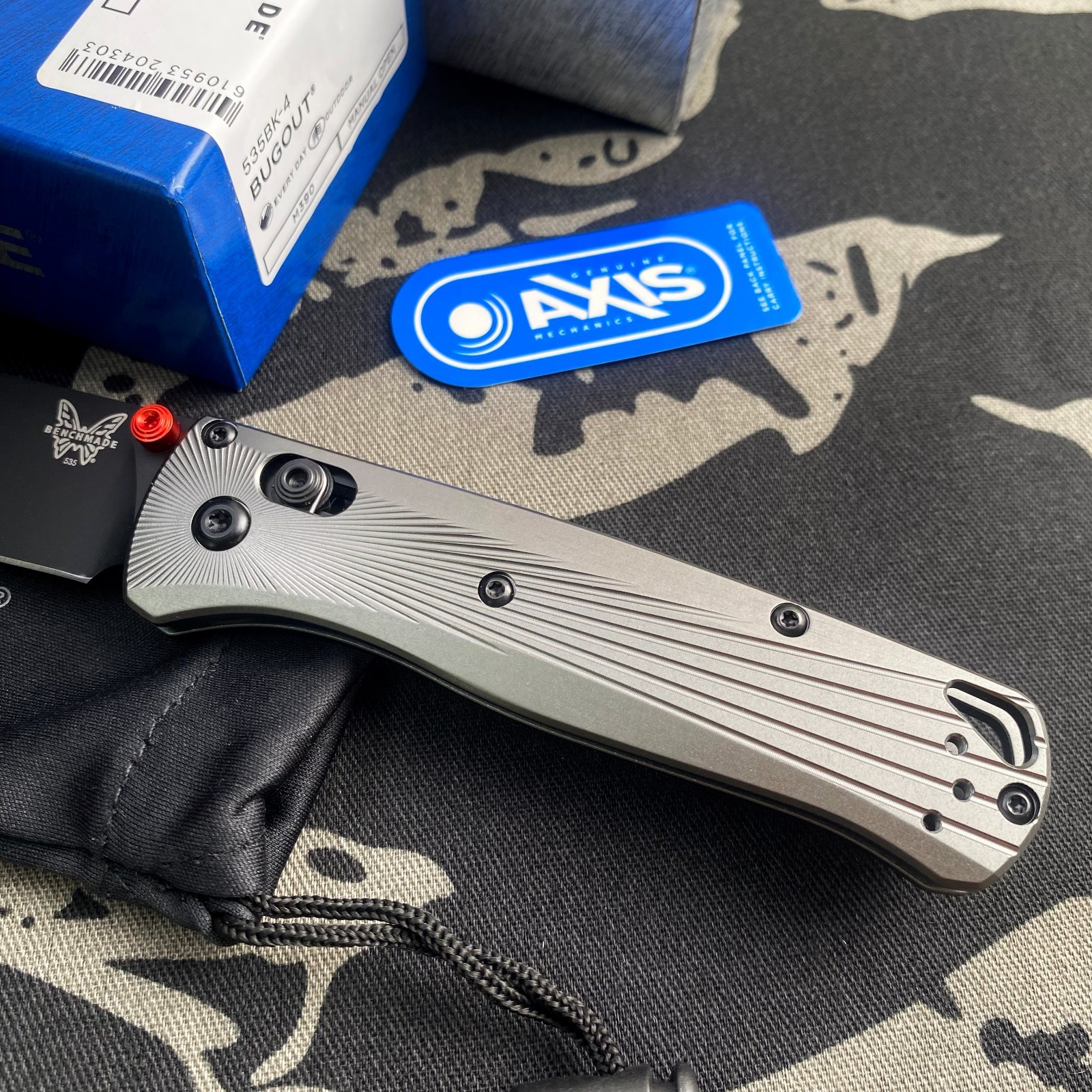 Benchmade 535BK-4 Bugout Gray Aluminum Handle M390 Stainless Steel Folding Knife
