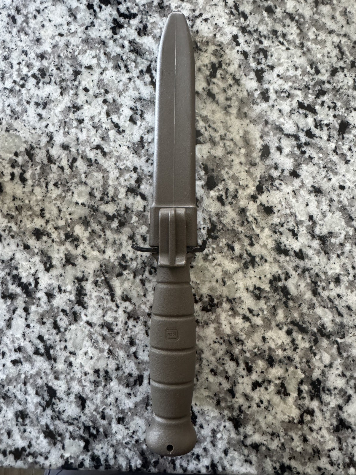 Glock 78 Tan MINT CONDITION straight edge