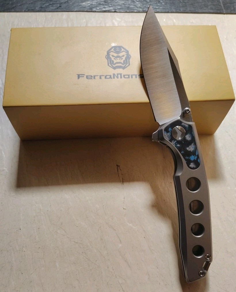 New FerraMonster Valken 3.5″ M390 Belt Satin Clip Pt Titanium w/Fat Carbon Inlay
