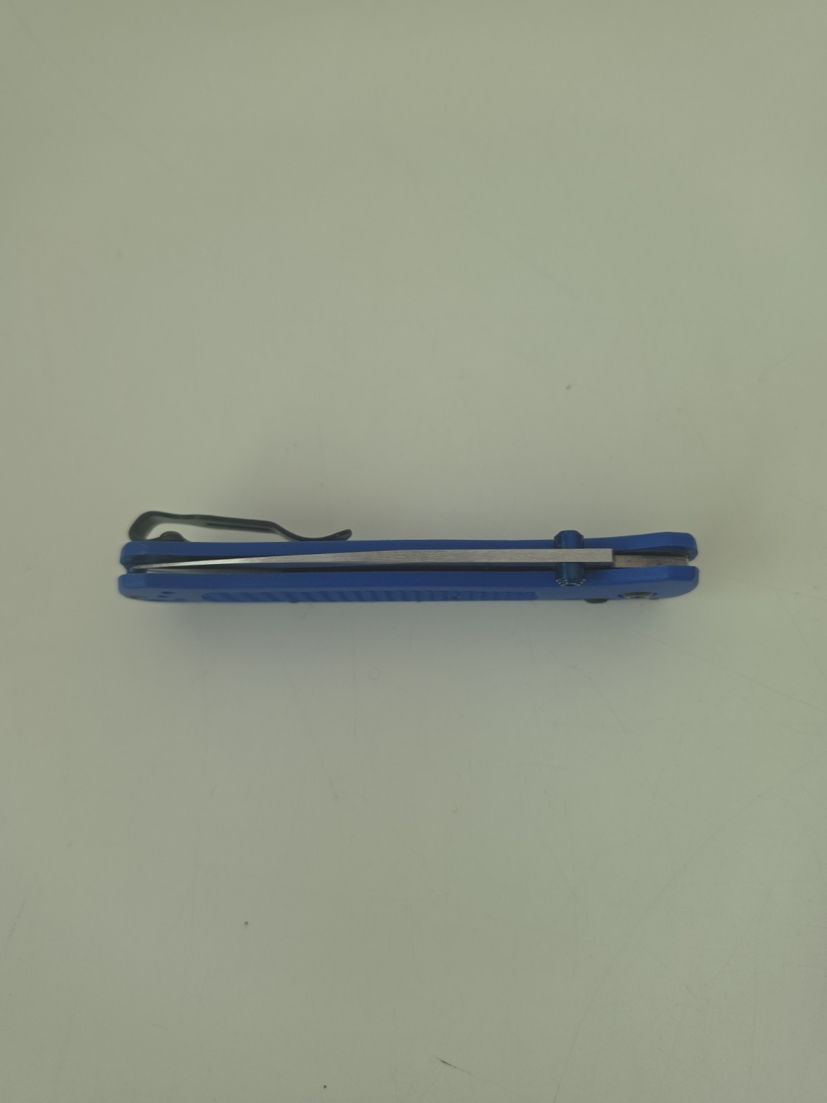 Benchmade 535 BUGOUT BLUE GRIVORY S30V Stainless Steel (58-60HRC) Folding Knife