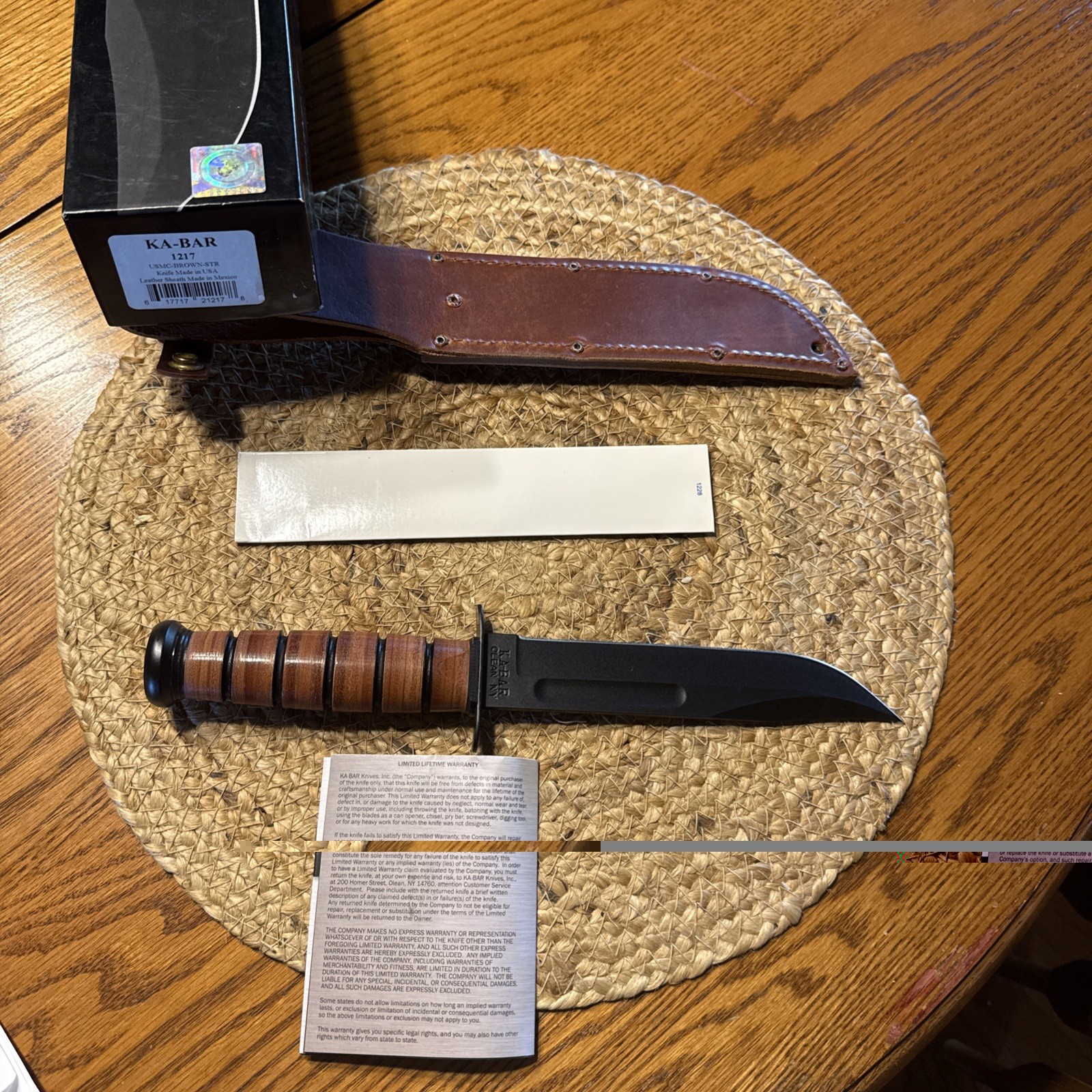 KA-BAR USMC Fighting Knife 1217 New In Box With Sheath And Papers