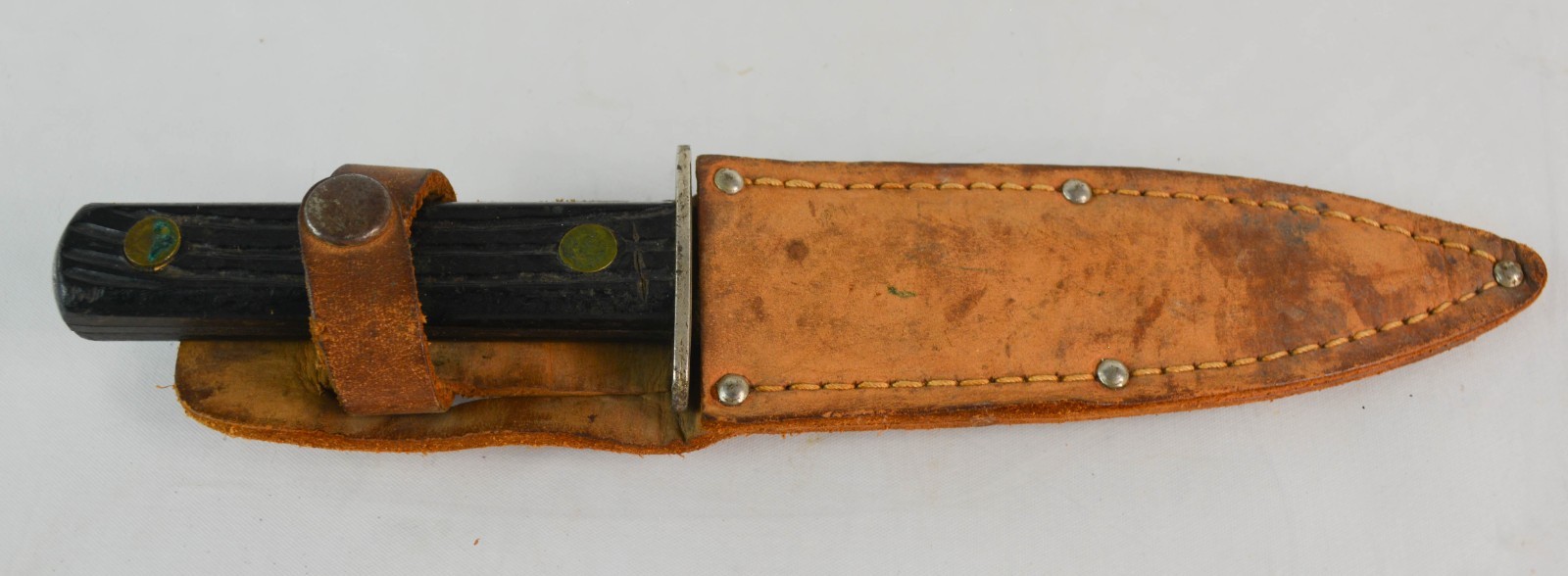 UNBRANDED Hunting Knife with Leather Sheath (Vintage yes / Antique not yet)